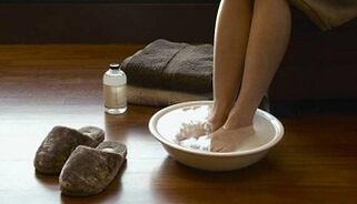 Methods of Treating Flot Fungi