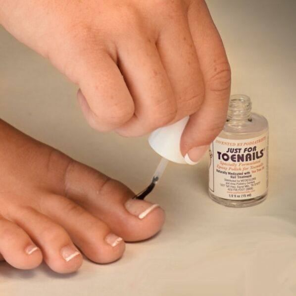 fungal spray is used in the early stages of nail fungus infection